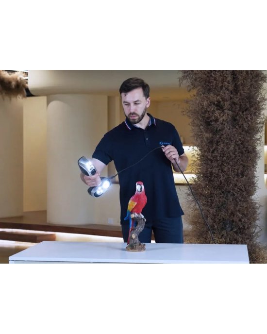 3D scanner Scanology iReal M3