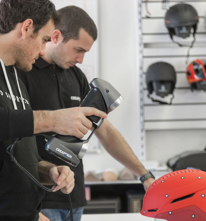 HandySCAN 700 professional metrological inspection 3D scanner