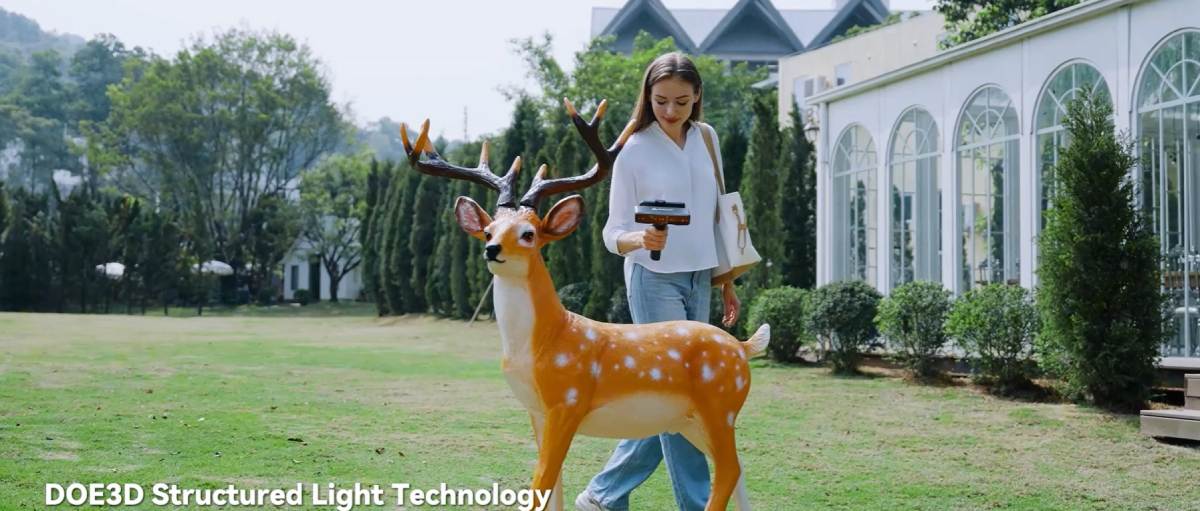 Creality CR-Scan Otter Lite: full-color outdoor scanning