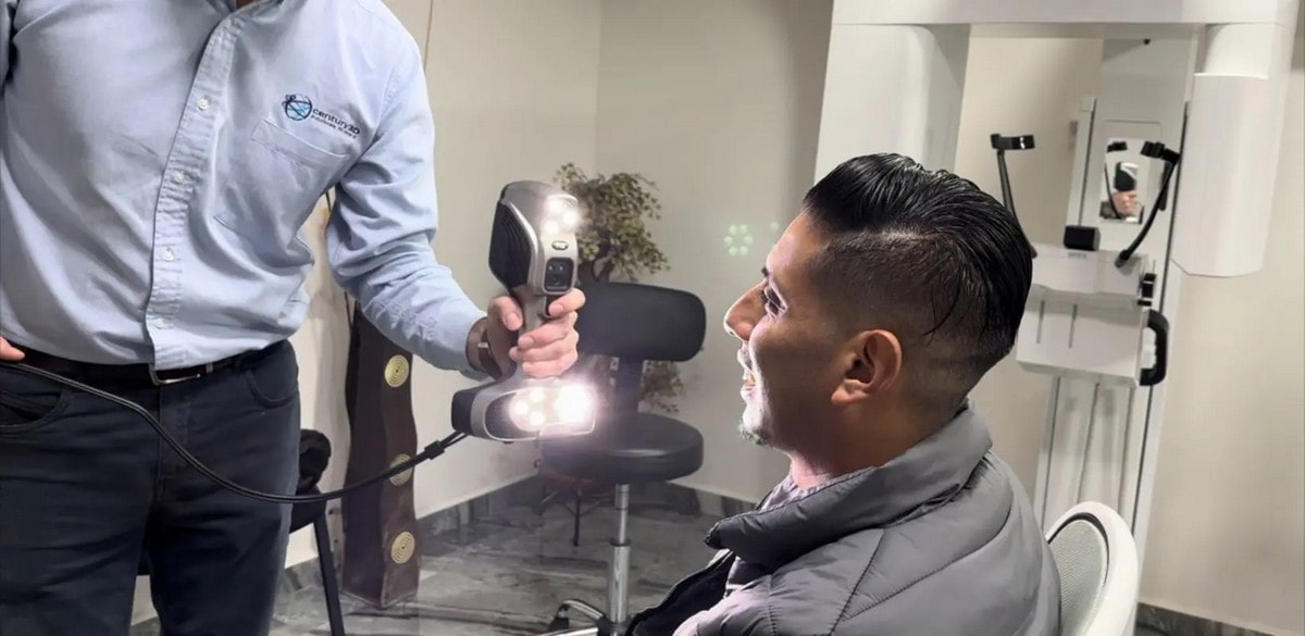 Scanology iReal M3 3D scanner for human scanning