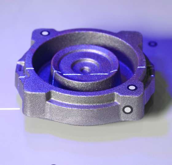 Deep hole scanning mode of the SimScan 42 Gen2 capturing data from inside a component.