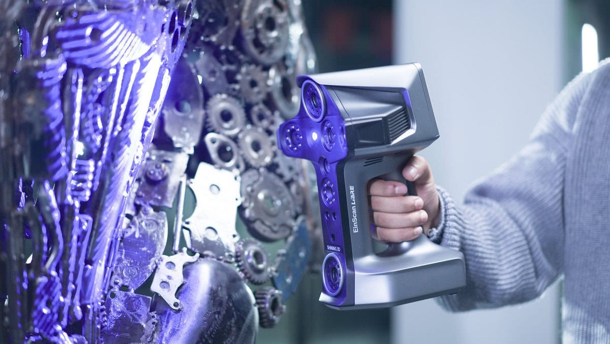 EinScan Libre: 16 GB RAM, 1 TB SSD